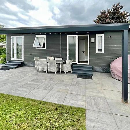Chalet Am See Lathum Bagian luar foto