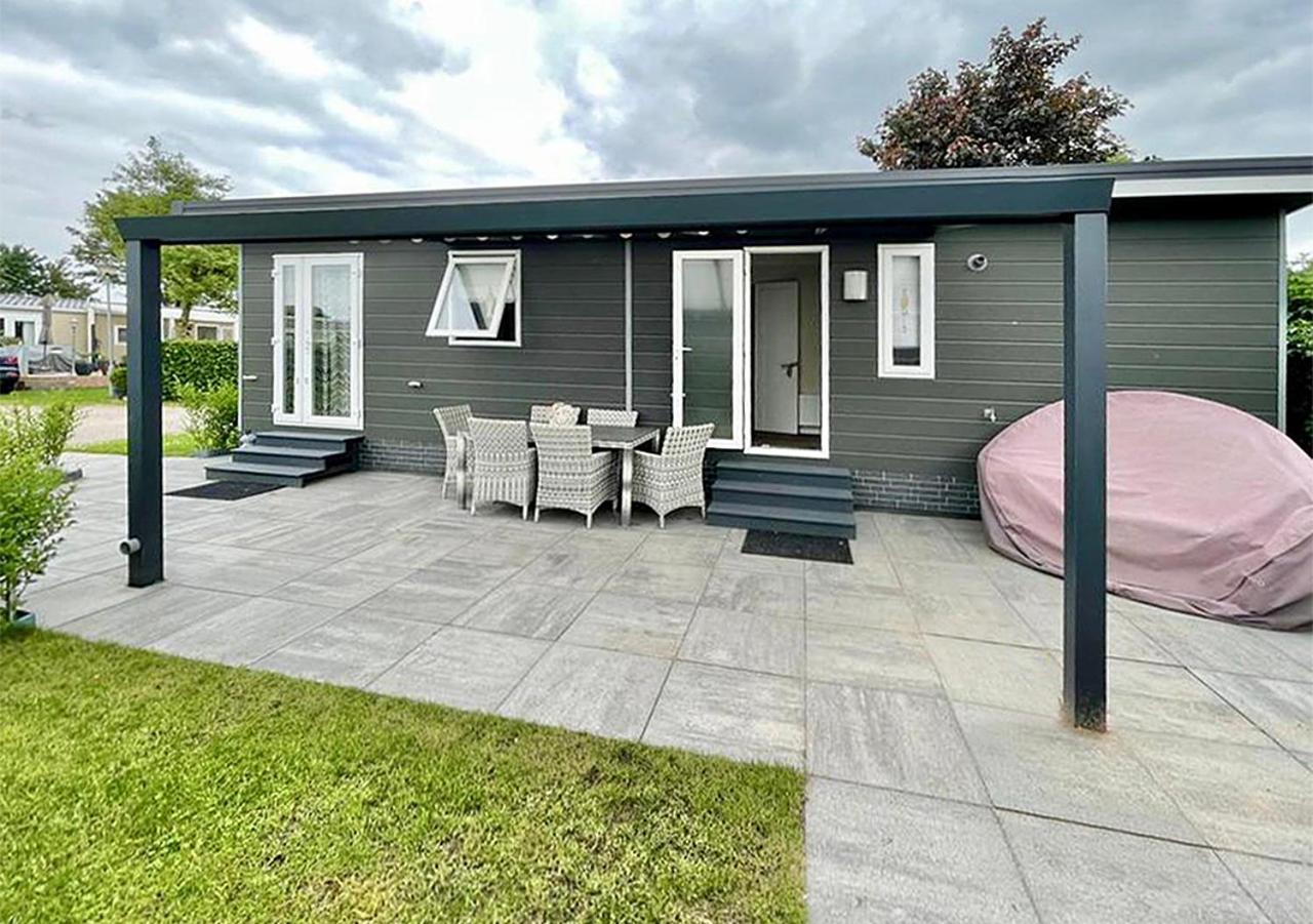 Chalet Am See Lathum Bagian luar foto